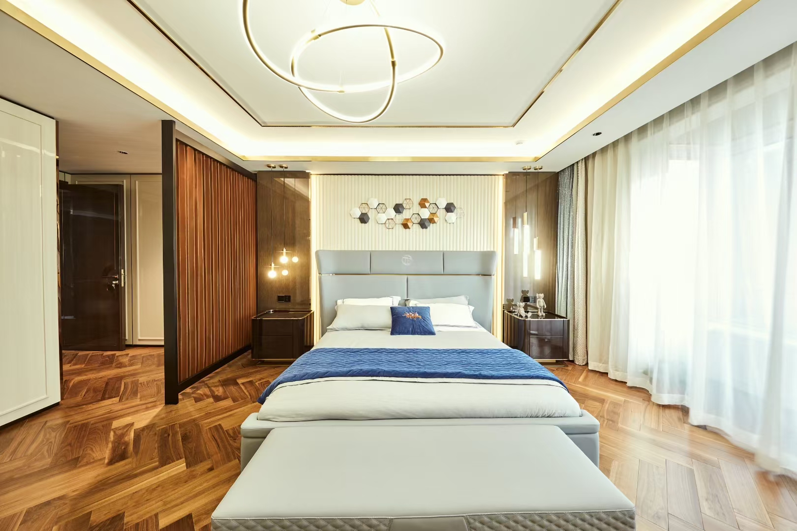 Lounge 7 — BESPOKE Furniture