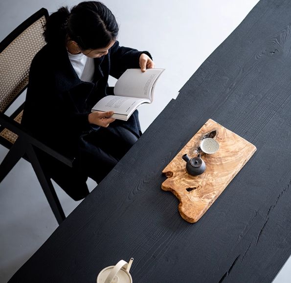 Island tea table — Charcoal Series