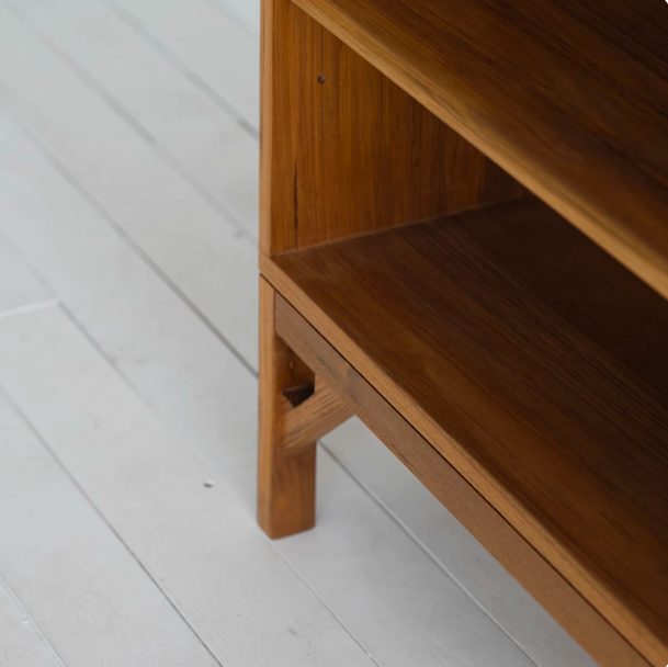Teak cabinet, adjustable shelves — Teak Series