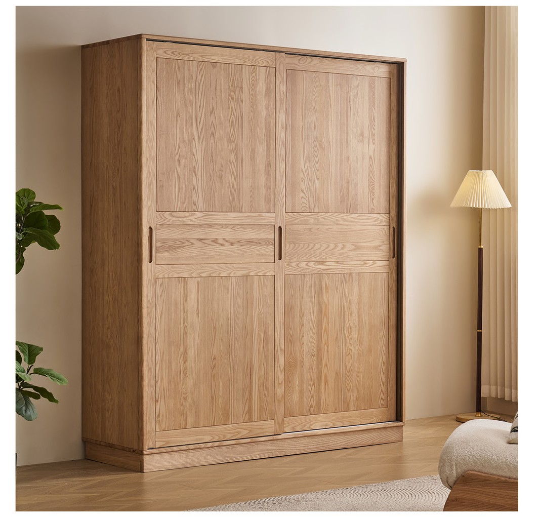 Sliding-door wardrobe